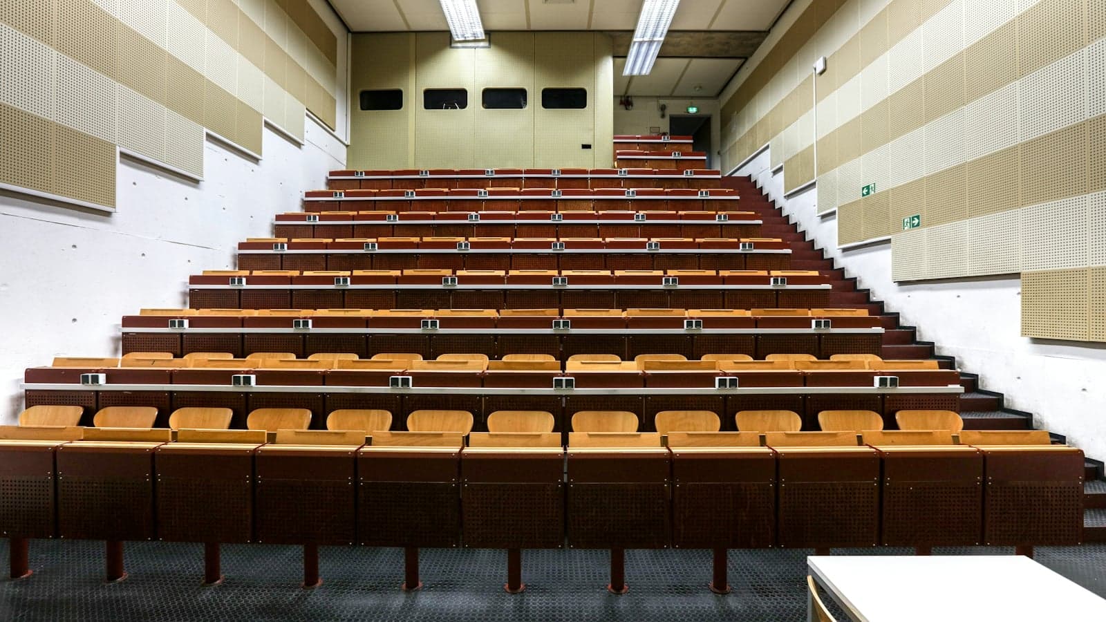 Do you have to attend class at a Canadian university?
