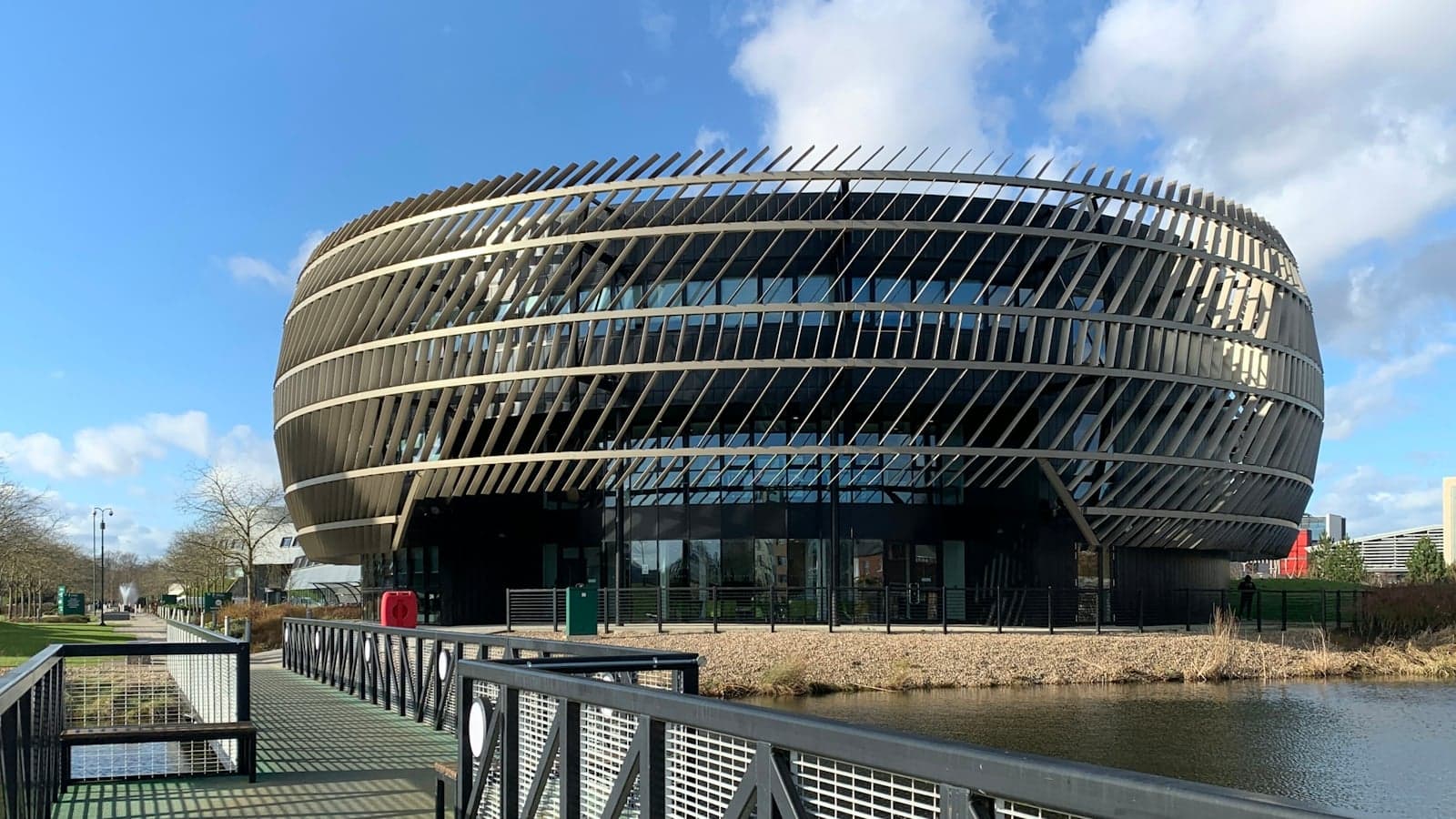Lecture capture at UK universities: what gets recorded
