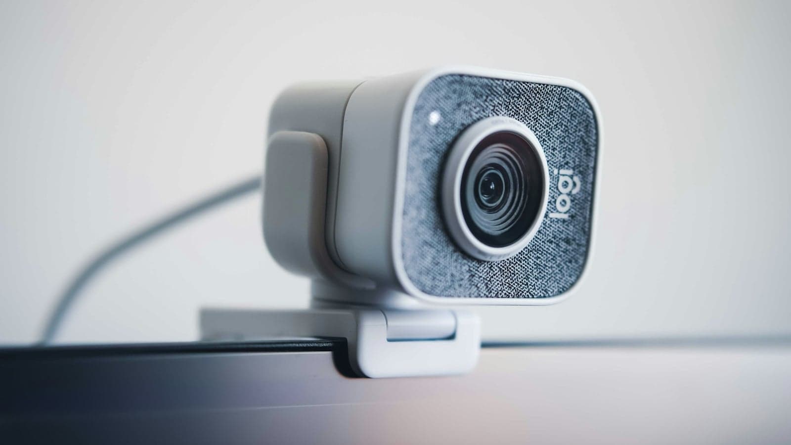 tl;dv alternatives in 2026: video, seats and data location
